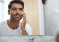 Skincare Masculino: Cuidados Essenciais com a Pele no Pré, Durante e Pós-Treino Men's Health